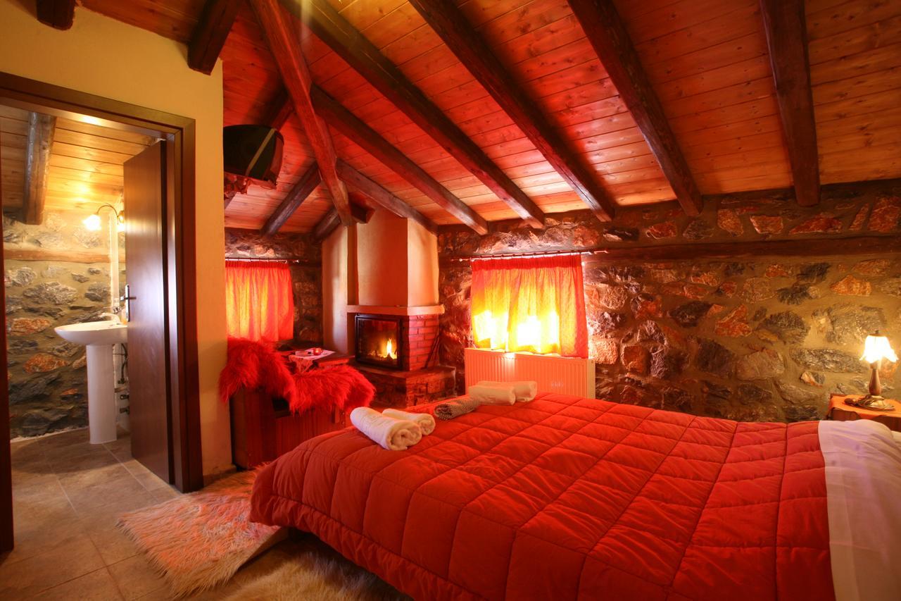 Eleni'S Guesthouse ปาลีออส อากีออส อาตานาซีออส ภายนอก รูปภาพ